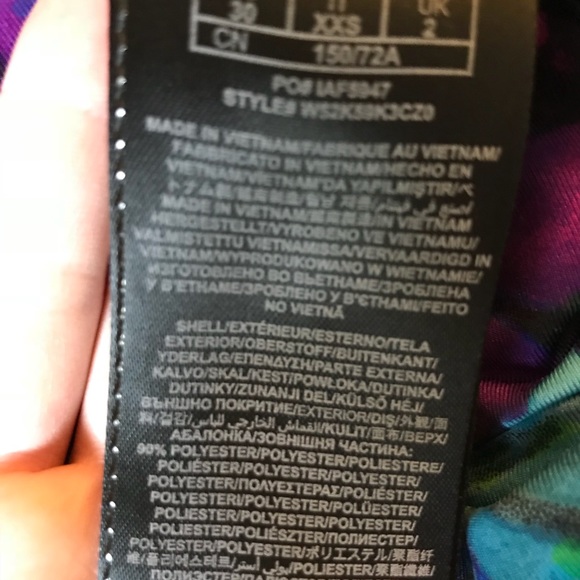 GUESS FLORAL RUCHED DRESS - Picture 6 of 8